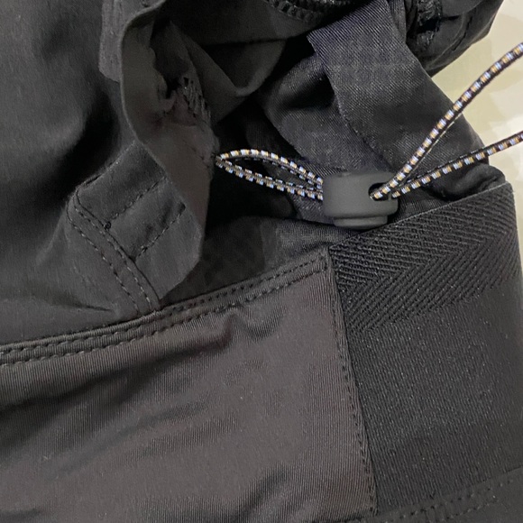 ATHLETA Black Venture Out Built-in Shorts Sleeveless Mini Dress SZ 4 - Picture 4 of 9